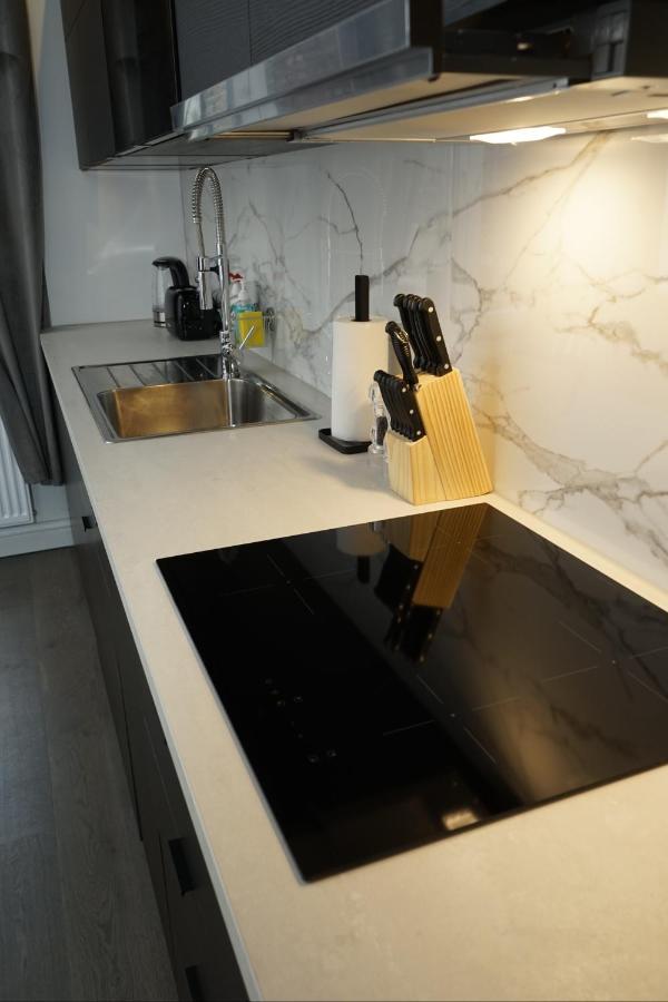 Modern Apartment At European Quarter Brussels Ngoại thất bức ảnh