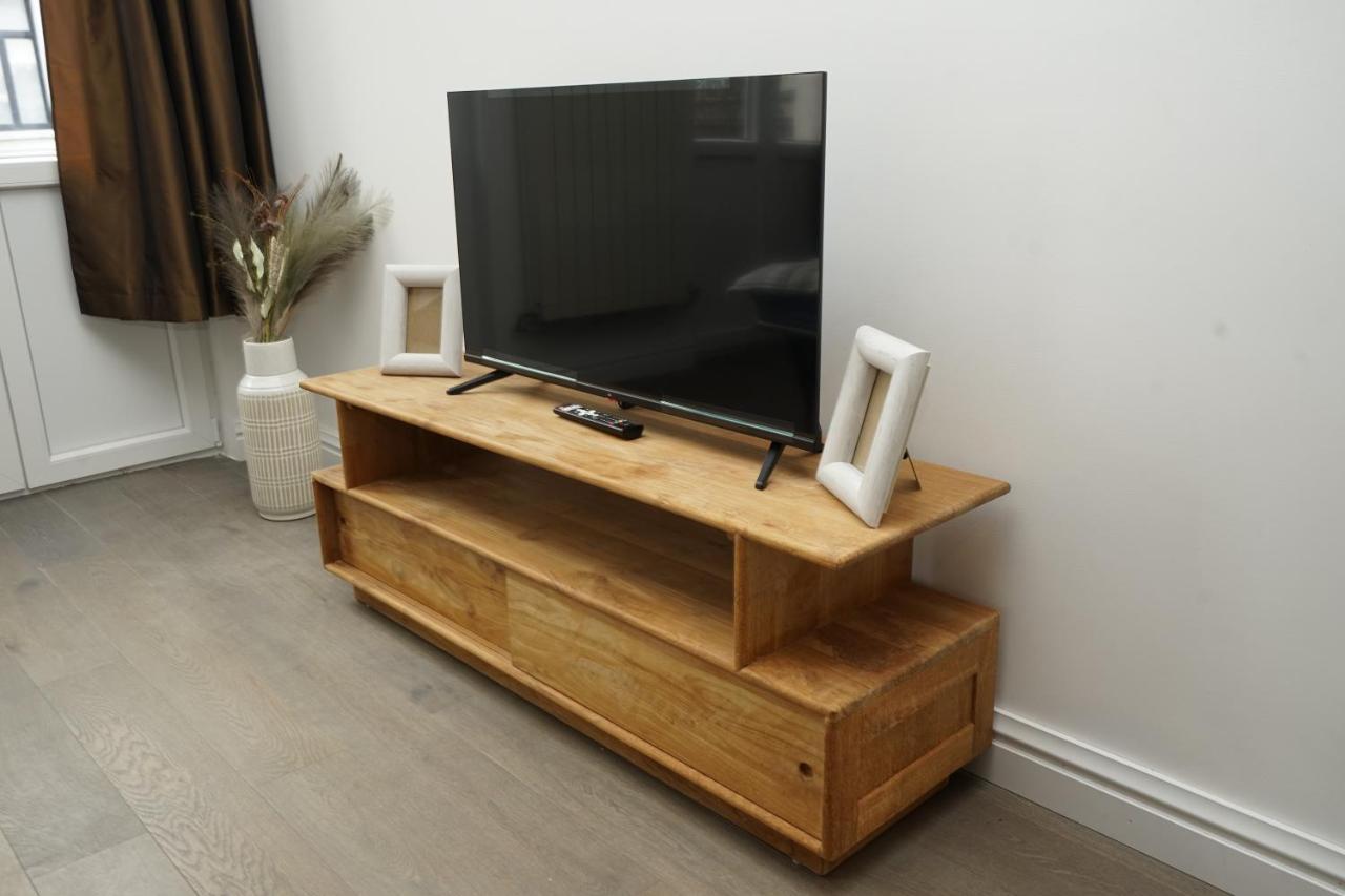 Modern Apartment At European Quarter Brussels Ngoại thất bức ảnh
